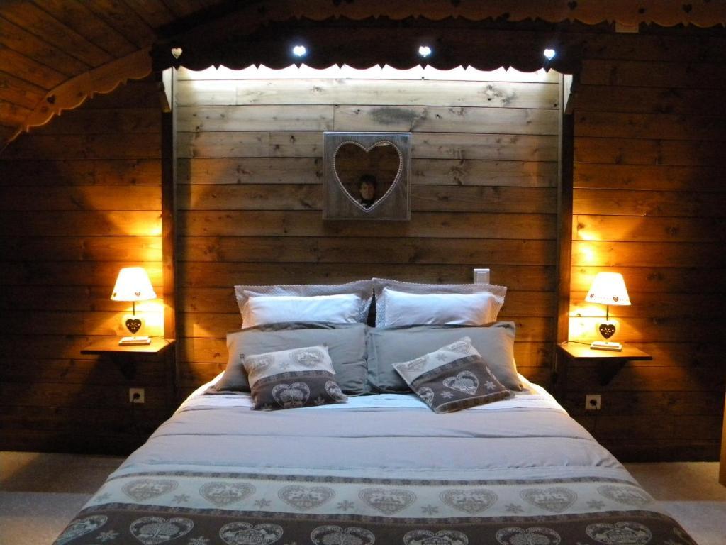 Chambres D'Hotes Coeur De Bastie Et Ranch Du Levezou Trémouilles 部屋 写真